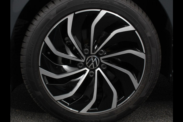 Volkswagen Golf 1.5 eTSI 150pk DSG Style Navigatie DAB Camera Lane Assist LED Adaptive Cruise Control Keyless Go Stoelverwarming Lichtmetalen Velgen