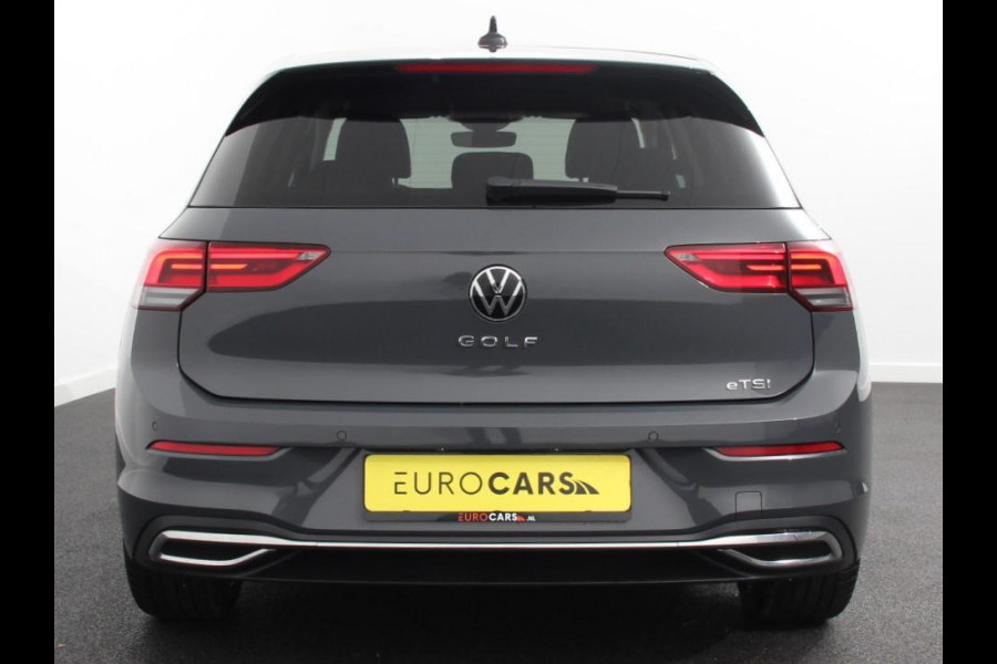 Volkswagen Golf 1.5 eTSI 150pk DSG Style Navigatie DAB Camera Lane Assist LED Adaptive Cruise Control Keyless Go Stoelverwarming Lichtmetalen Velgen