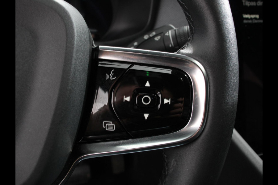 Polestar 2 Standard Range Single Motor 69 kWh Automaat Camera Dab Led Verwarmde voorstoelen Navigatie Apple Carplay/Android Auto Climate Control Parkeer sensoren