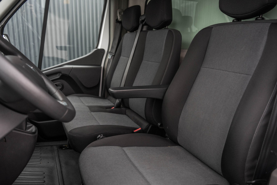 Renault Master 2.3dCi 146PK | Bakwagen met Laadklep | LED | Carplay | Camera | Cruise