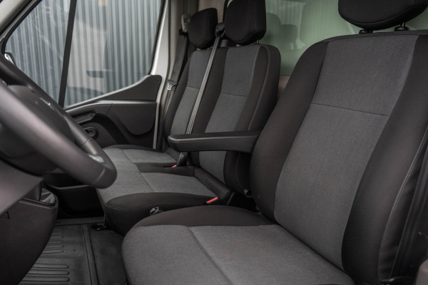 Renault Master 2.3dCi 146PK | Bakwagen met Laadklep | LED | Carplay | Camera | Cruise
