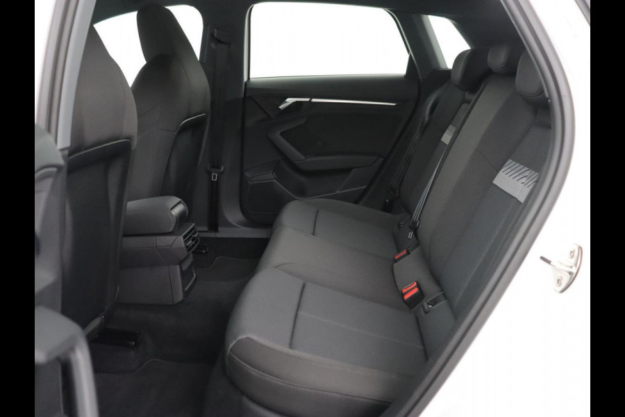 Audi A3 35 TFSI Advanced edition | Sportstoelen | Virtual Cockpit | Carplay | Navigatie | Full LED | Parkeerhulp | Climate control | Cruise control | Bluetooth | DAB