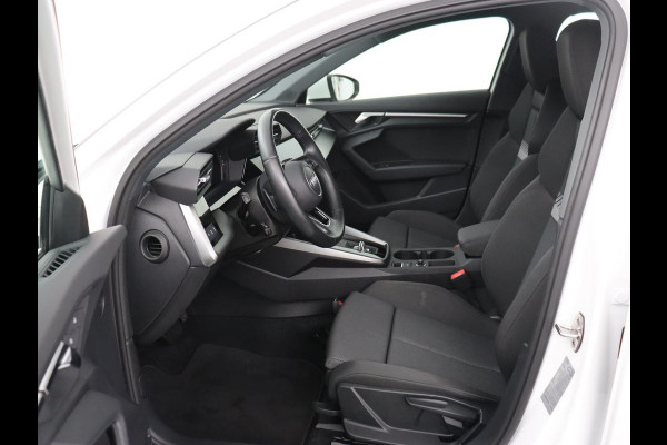 Audi A3 35 TFSI Advanced edition | Sportstoelen | Virtual Cockpit | Carplay | Navigatie | Full LED | Parkeerhulp | Climate control | Cruise control | Bluetooth | DAB