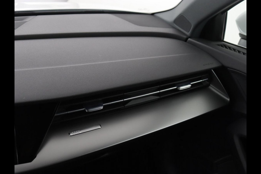 Audi A3 35 TFSI Advanced edition | Sportstoelen | Virtual Cockpit | Carplay | Navigatie | Full LED | Parkeerhulp | Climate control | Cruise control | Bluetooth | DAB