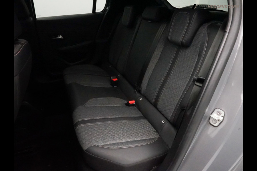 Peugeot 208 1.2 PureTech 100 Allure Sportive (APPLE CARPLAY,CLIMATE,PARKEERSENSOREN,LED VERLICHTING,LM-VELGEN,TOPCONDITIE)