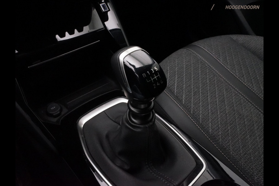 Peugeot 208 1.2 PureTech 100 Allure Sportive (APPLE CARPLAY,CLIMATE,PARKEERSENSOREN,LED VERLICHTING,LM-VELGEN,TOPCONDITIE)
