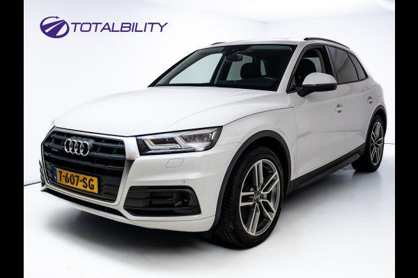 Audi Q5 50 TFSI e quattro 300 PK | Panormadak | Luchtvering | Elec. trekhaak | Stoel- Stuur_ & Achterbankverw. | Digitaal dashboard, Elec. achterklep, Navigatie, Adaptive Cruise control