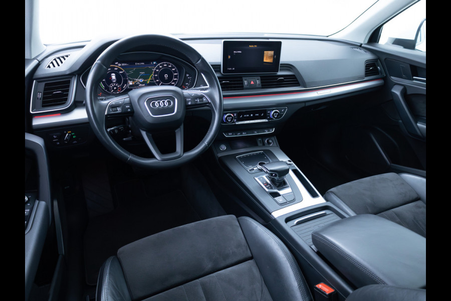 Audi Q5 50 TFSI e quattro 300 PK | Panormadak | Luchtvering | Elec. trekhaak | Stoel- Stuur_ & Achterbankverw. | Digitaal dashboard, Elec. achterklep, Navigatie, Adaptive Cruise control
