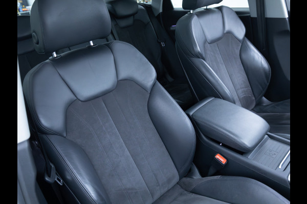 Audi Q5 50 TFSI e quattro 300 PK | Panormadak | Luchtvering | Elec. trekhaak | Stoel- Stuur_ & Achterbankverw. | Digitaal dashboard, Elec. achterklep, Navigatie, Adaptive Cruise control