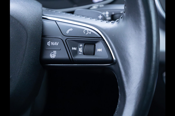 Audi Q5 50 TFSI e quattro 300 PK | Panormadak | Luchtvering | Elec. trekhaak | Stoel- Stuur_ & Achterbankverw. | Digitaal dashboard, Elec. achterklep, Navigatie, Adaptive Cruise control