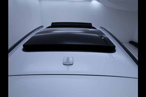 Audi Q5 50 TFSI e quattro 300 PK | Panormadak | Luchtvering | Elec. trekhaak | Stoel- Stuur_ & Achterbankverw. | Digitaal dashboard, Elec. achterklep, Navigatie, Adaptive Cruise control