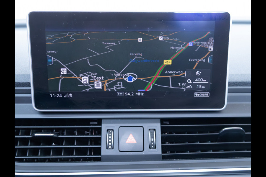 Audi Q5 50 TFSI e quattro 300 PK | Panormadak | Luchtvering | Elec. trekhaak | Stoel- Stuur_ & Achterbankverw. | Digitaal dashboard, Elec. achterklep, Navigatie, Adaptive Cruise control