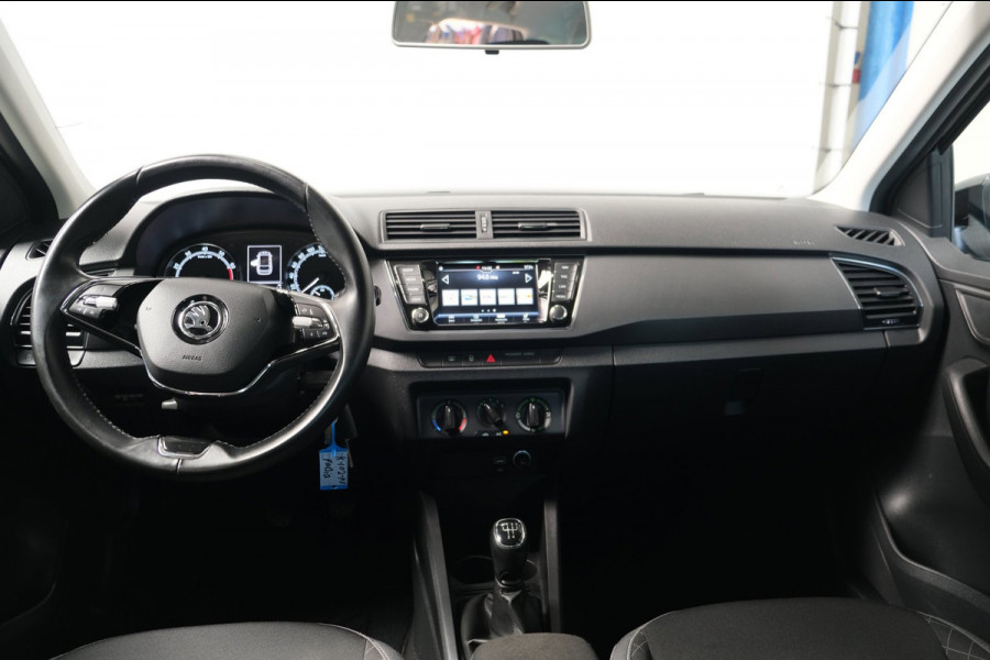 Škoda Fabia Combi 1.0 TSI Ambition - N.A.P. Airco, Carplay, Crusie, Navi, PDC, Trekhaak.