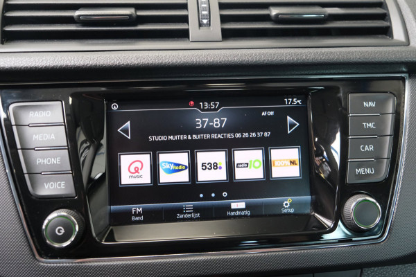 Škoda Fabia Combi 1.0 TSI Ambition - N.A.P. Airco, Carplay, Crusie, Navi, PDC, Trekhaak.