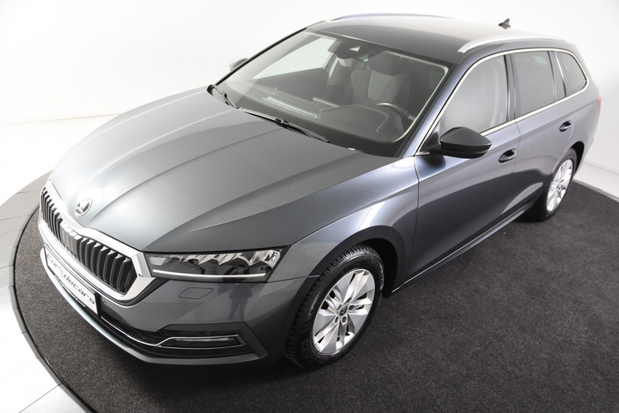 Škoda Octavia Combi 1.0 e-TSI Ambition Automaat *1ste Eigenaar*Navigatie*Trekhaak*