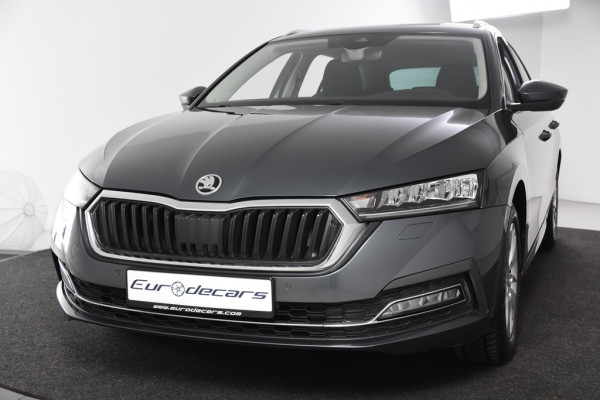 Škoda Octavia Combi 1.0 e-TSI Ambition Automaat *1ste Eigenaar*Navigatie*Trekhaak*