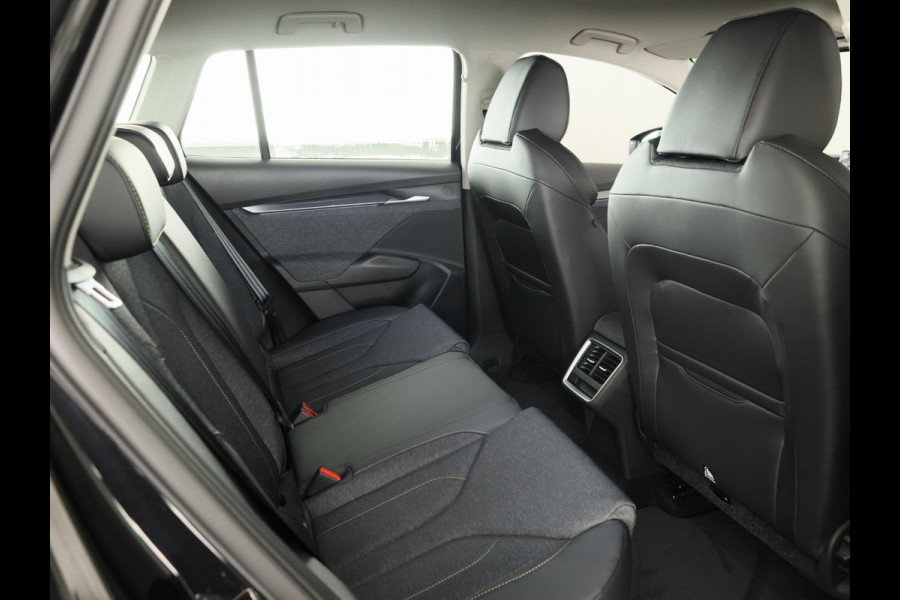 Škoda Elroq 85 Business Edition 286pk | Stoelverwarming | Cruise Control | Navigatie