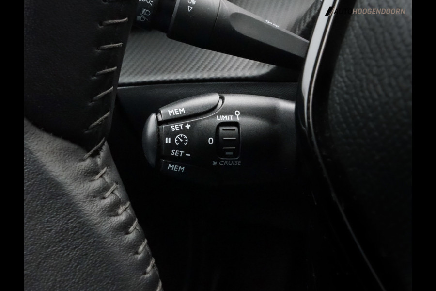Peugeot 2008 1.2 PureTech Active Pack Luxe (APPLE CARPLAY,CRUISE,PARKEERSENSOREN,LM-VELGEN,COMFORT-STOELEN,LED,TOPCONDITIE)