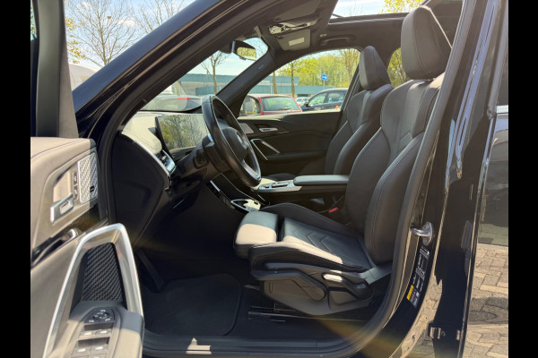 BMW X1 XDrive25e, NAP, 4WD, M-Sport, Leder, Pano, Trekhaak, CarPlay