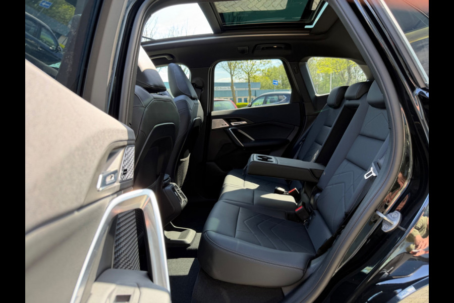 BMW X1 XDrive25e, NAP, 4WD, M-Sport, Leder, Pano, Trekhaak, CarPlay