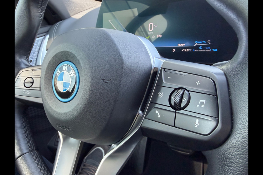 BMW X1 XDrive25e, NAP, 4WD, M-Sport, Leder, Pano, Trekhaak, CarPlay