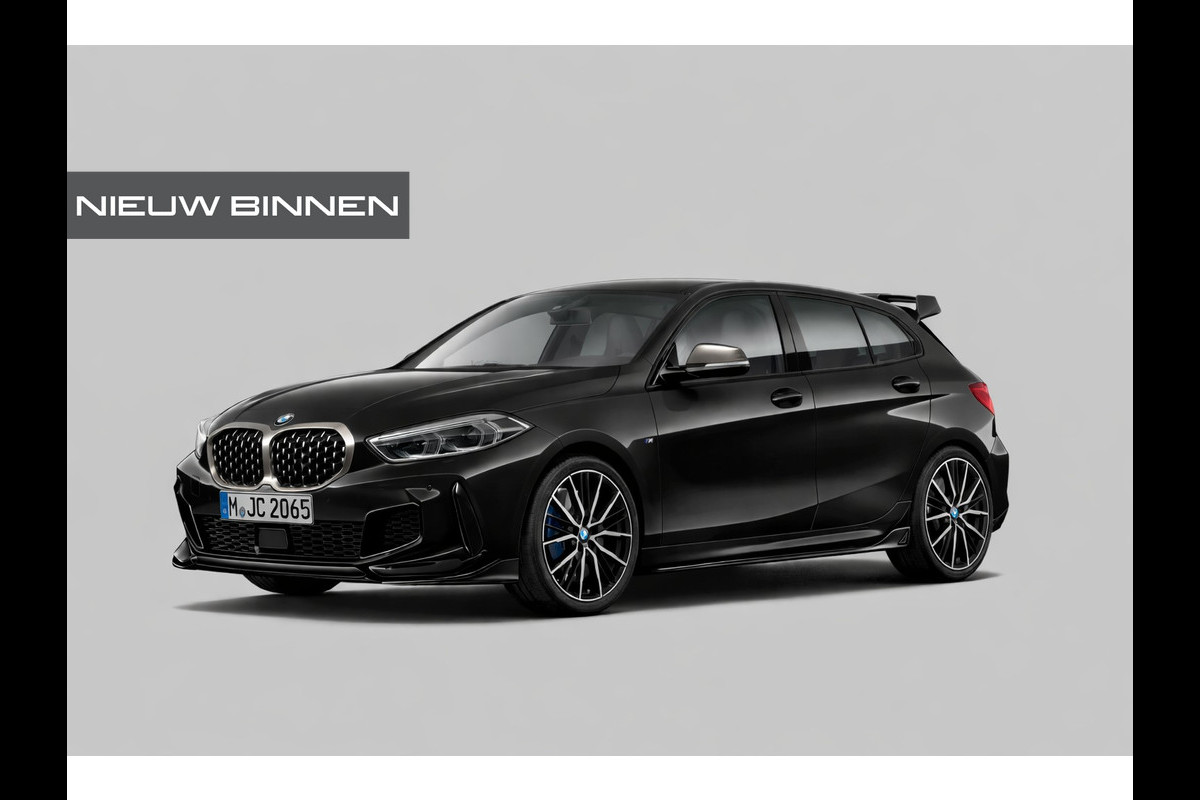 BMW 1-serie M135i xDrive High Executive Edition | M Performance | Stoelverwarming | Cruise Control | Adaptive LED | Ambiance Verlichting | HIFI | Grootlichtassistent | M Sport Remmen