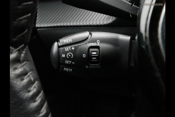 Peugeot 2008 1.2 PureTech Active Pack Luxe (APPLE CARPLAY,CRUISE,PARKEERSENSOREN,LM-VELGEN,COMFORT-STOELEN,LED,TOPCONDITIE)