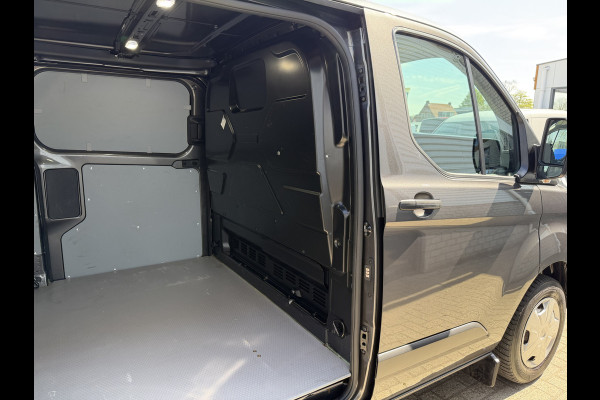 Ford Transit Custom 300 2.0 TDCI L2H1 Trend / vaste prijs rijklaar € 21.950 ex btw / dubbele schuifdeur / lease vanaf € 358 / airco / cruise / camera / pdc voor en achter / euro 6 / bpm vrij