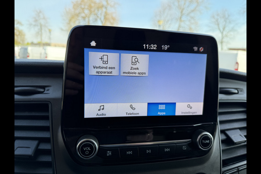 Ford Transit Custom 300 2.0 TDCI L2H1 Trend / vaste prijs rijklaar € 21.950 ex btw / dubbele schuifdeur / lease vanaf € 358 / airco / cruise / camera / pdc voor en achter / euro 6 / bpm vrij