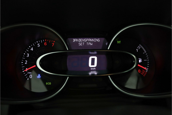 Renault Clio 0.9 TCe Limited Airco - Apple Carplay/Android Auto - Cruise Control - Keyless Entry - Navigatie - Virena Verzekerheids €895,-
