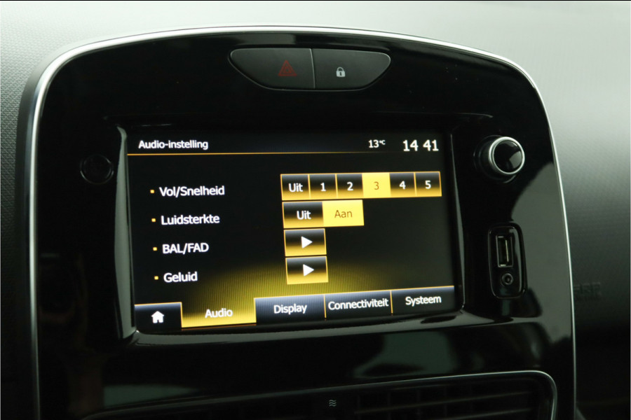 Renault Clio 0.9 TCe Limited Airco - Apple Carplay/Android Auto - Cruise Control - Keyless Entry - Navigatie - Virena Verzekerheids €895,-
