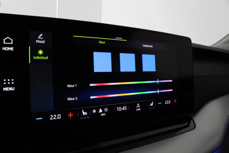 Škoda Octavia Combi 1.0 TSI Ambition > Camera/stoelverwarming/Trekhaak wegklapbaar...