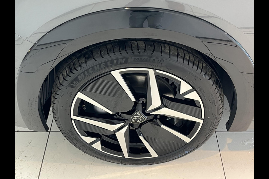 Peugeot 208 1.2 Hybrid 110 e-DCS6 GT Vision en navigation pack, Drive assist plus pack, Gris Selenium metaallak.