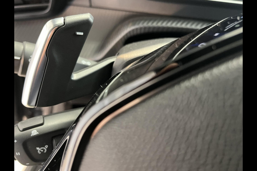 Peugeot 208 1.2 Hybrid 110 e-DCS6 GT Vision en navigation pack, Drive assist plus pack, Gris Selenium metaallak.