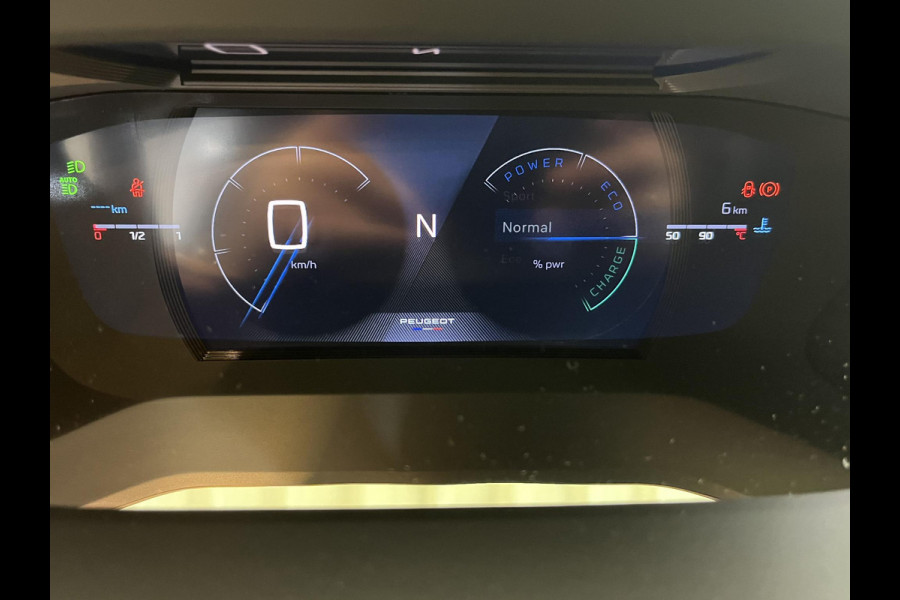 Peugeot 208 1.2 Hybrid 110 e-DCS6 GT Vision en navigation pack, Drive assist plus pack, Gris Selenium metaallak.