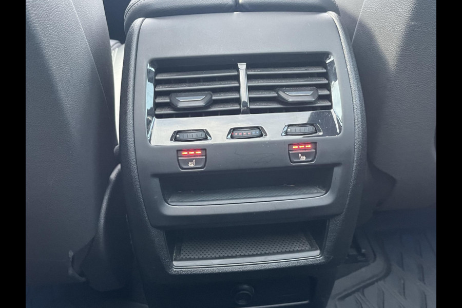 BMW X5 xDrive45e High Executive HARMAN KARDON| ELEK. TREKHAAK|ELEK. SCHUIF/ KANTELDAK| ACHTERBANK VERWARMING| HEAD-UP DISPLAY| DODE HOEK SENSOR| CAMERA| ACHTERAS BESTURING