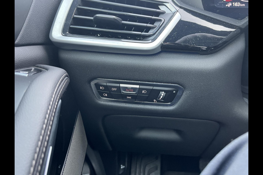 BMW X5 xDrive45e High Executive HARMAN KARDON| ELEK. TREKHAAK|ELEK. SCHUIF/ KANTELDAK| ACHTERBANK VERWARMING| HEAD-UP DISPLAY| DODE HOEK SENSOR| CAMERA| ACHTERAS BESTURING