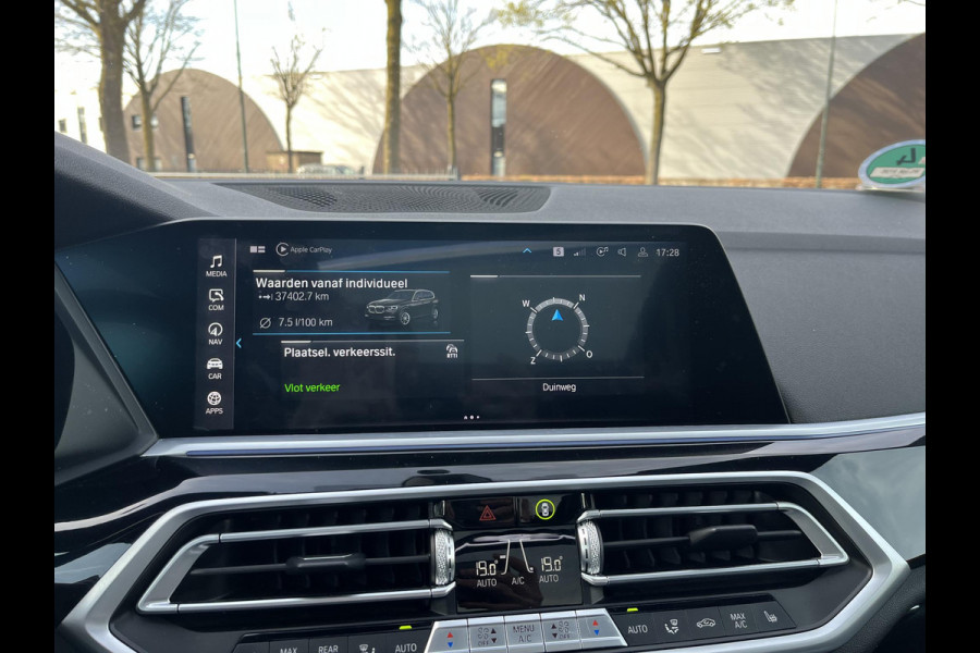 BMW X5 xDrive45e High Executive HARMAN KARDON| ELEK. TREKHAAK|ELEK. SCHUIF/ KANTELDAK| ACHTERBANK VERWARMING| HEAD-UP DISPLAY| DODE HOEK SENSOR| CAMERA| ACHTERAS BESTURING