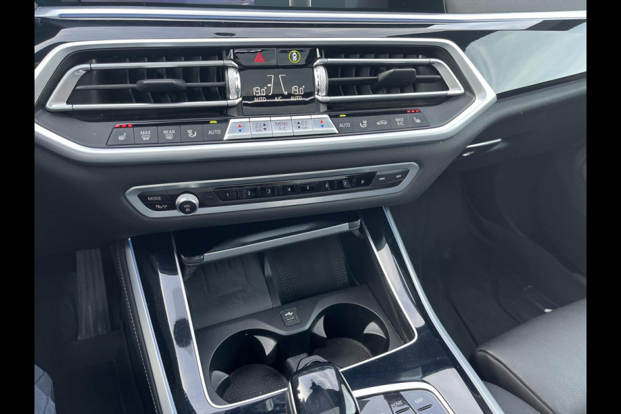 BMW X5 xDrive45e High Executive HARMAN KARDON| ELEK. TREKHAAK|ELEK. SCHUIF/ KANTELDAK| ACHTERBANK VERWARMING| HEAD-UP DISPLAY| DODE HOEK SENSOR| CAMERA| ACHTERAS BESTURING