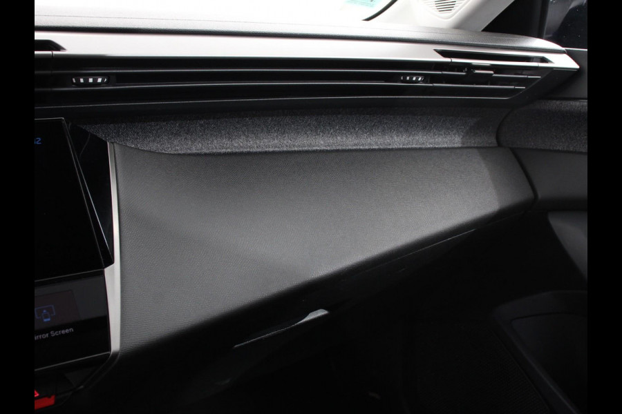 Peugeot 408 1.2 PureTech Allure 130 pk Automaat | Navigatie Apple Carplay/Android Auto Airco Camera Parkeer sensoren Cruise Control Led Lichtmetalen Velgen Stoelverwarming