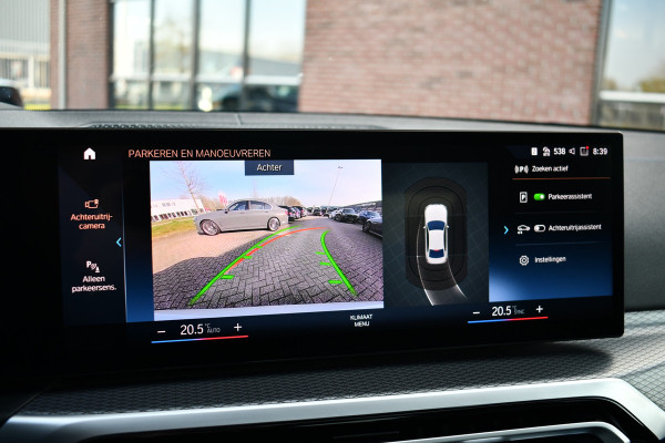 BMW 3-serie 330e xDrive M-Sport Pro Pano M-zetels ACC HUD 19inch El-klep