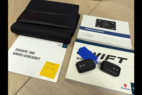 Suzuki Swift 1.2 Style Hybrid Camera+Pdc Clima Cruise Adaptive Cruise Stoelverwarming Carplay