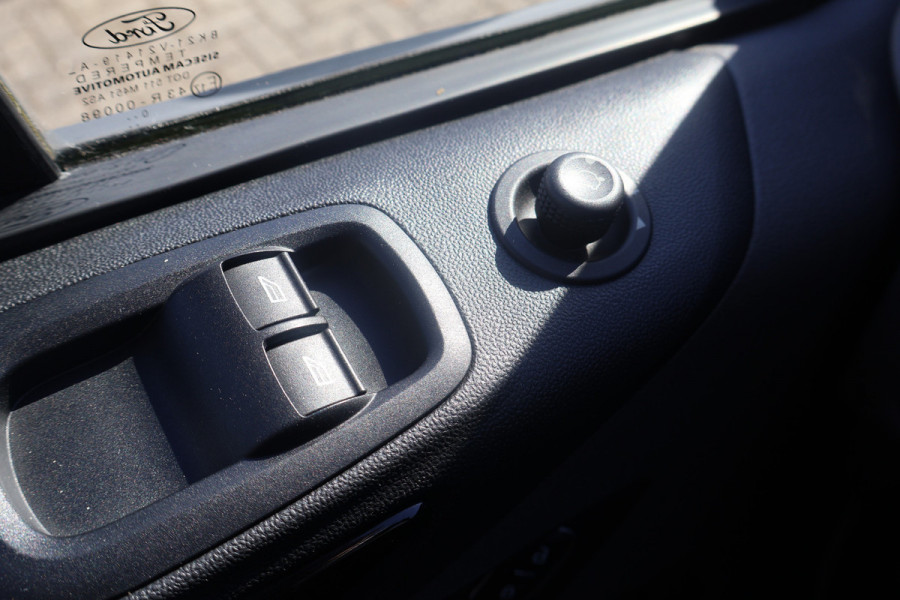 Ford Transit Custom 2.0 TDCI L1H1 Limited DC Automaat Marge BTW Vrij