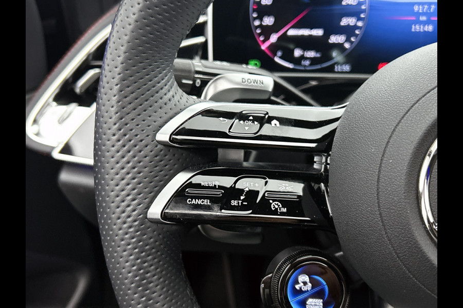 Mercedes-Benz E-Klasse AMG 53 4MATIC+ / NL Auto / Luchtvering (AMG RIDE CONTROL) / Panoramadak / Night Pakket / MBUX Superscreen / Achterasbesturing / Burmester / Plug-in hybride / Elektrisch rijbereik tot ca. 100 km /