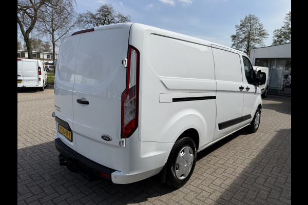 Ford Transit Custom 300 2.0 TDCI 130pk L2H1 Trend / vaste prijs rijklaar € 17.950 ex btw / ingerichte laadruimte / euro 6 / bpm vrij / trekhaak 2800 kg / airco / cruise / navigatie / camera !