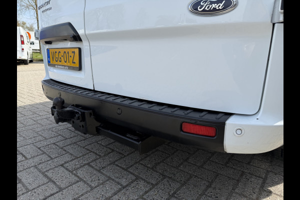 Ford Transit Custom 300 2.0 TDCI 130pk L2H1 Trend / vaste prijs rijklaar € 17.950 ex btw / ingerichte laadruimte / euro 6 / bpm vrij / trekhaak 2800 kg / airco / cruise / navigatie / camera !