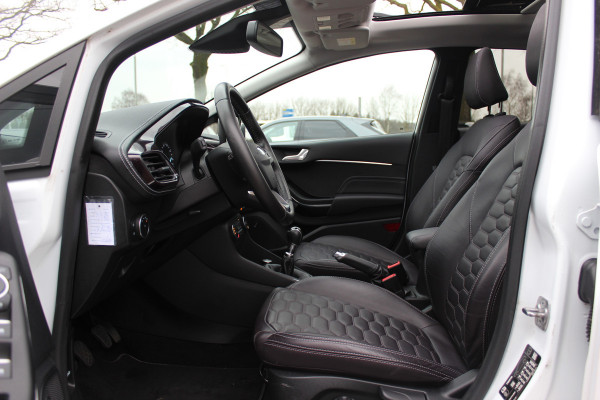 Ford Fiesta 1.0 EcoBoost Vignale Panoramadak / Camera / Leder / 18'' / Navigatie / B&O / Dodehoek / DAB / Stuur+Stoelverwarming / ACC