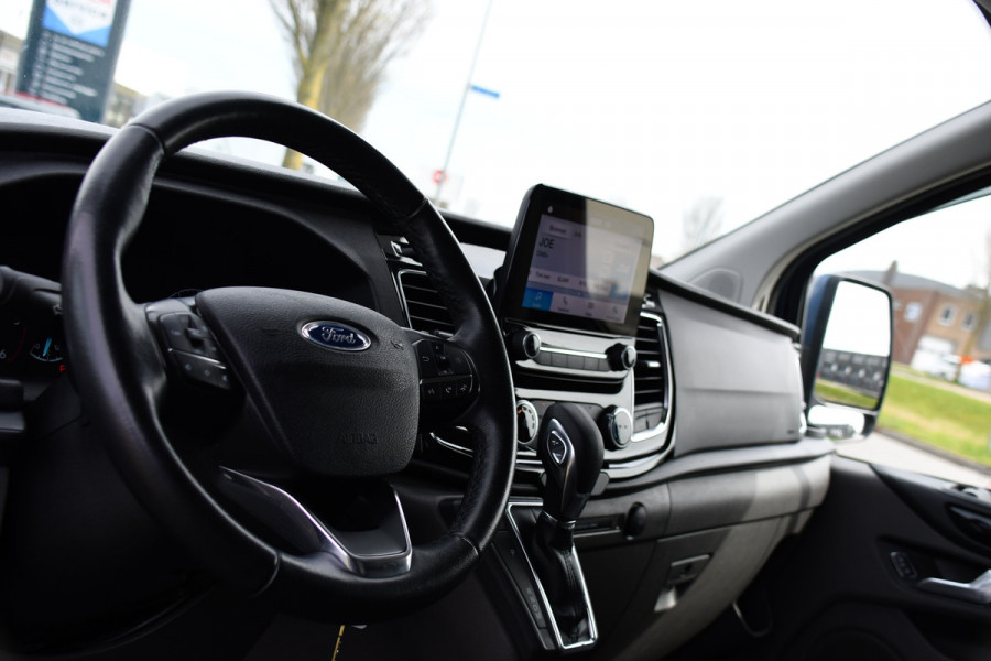 Ford Transit Custom 2.0 TDCI L1H1 Sport Edition Camera, Cruise, Carplay, 130pk, Sensoren, Trekhaak, Leder, LED, 2 x Schuifdeur, Stoelverwarming, Uniek!