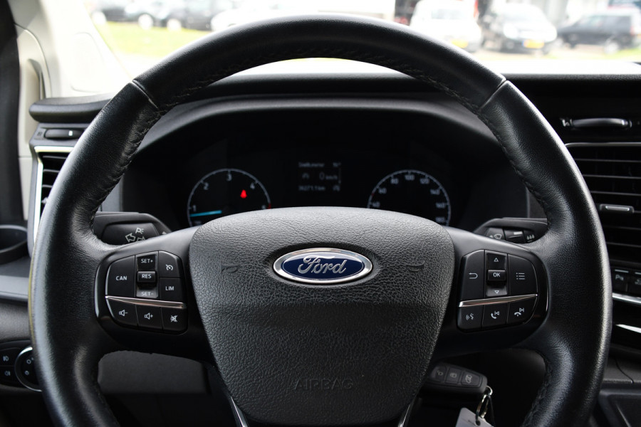 Ford Transit Custom 2.0 TDCI L1H1 Sport Edition Camera, Cruise, Carplay, 130pk, Sensoren, Trekhaak, Leder, LED, 2 x Schuifdeur, Stoelverwarming, Uniek!