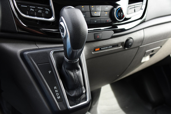 Ford Transit Custom 2.0 TDCI L1H1 Sport Edition Camera, Cruise, Carplay, 130pk, Sensoren, Trekhaak, Leder, LED, 2 x Schuifdeur, Stoelverwarming, Uniek!